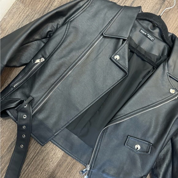 Shein bomber - Picture 2 of 2